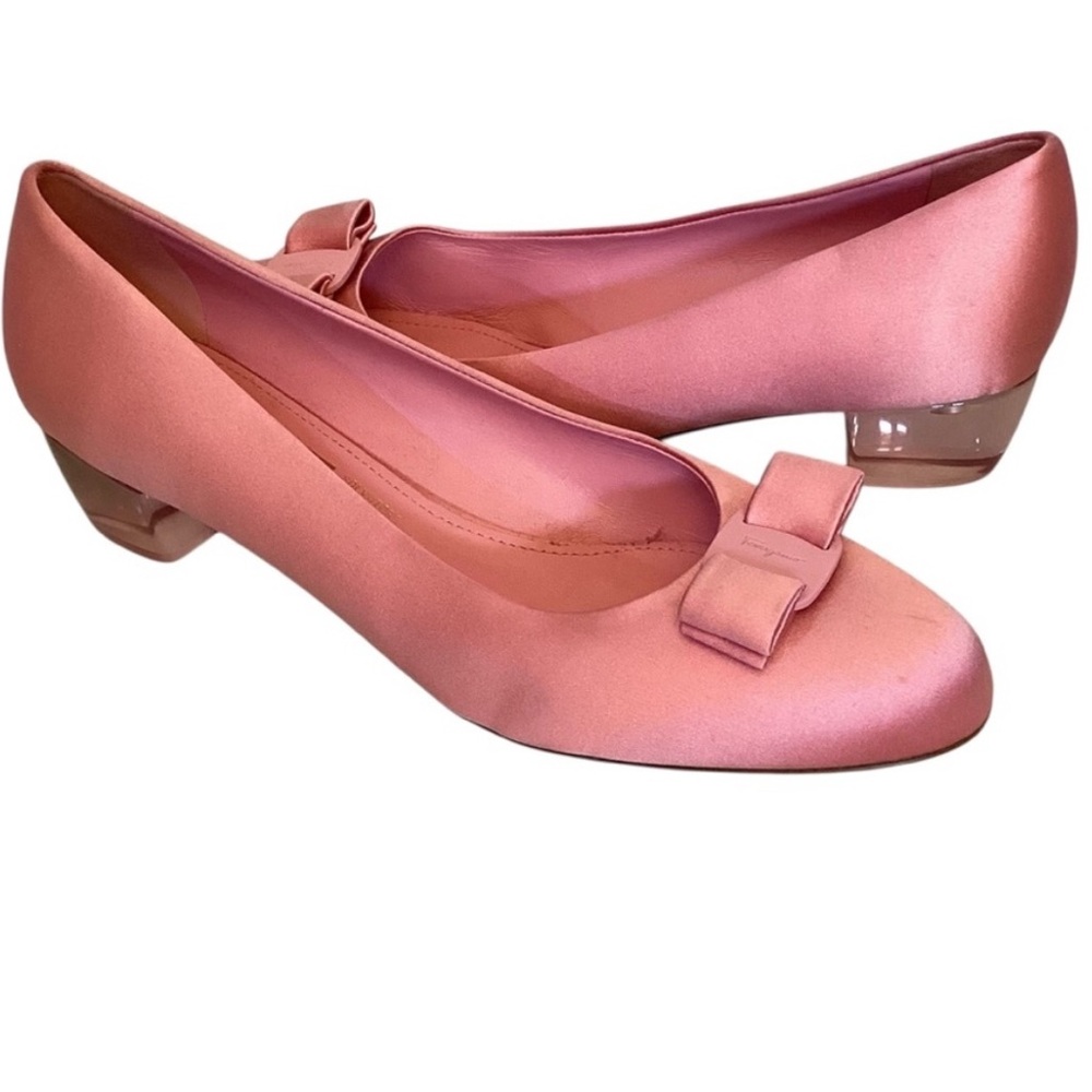 Ferragamo Pink Satin Vara Ballet heeled flats w/ Lucite Heel